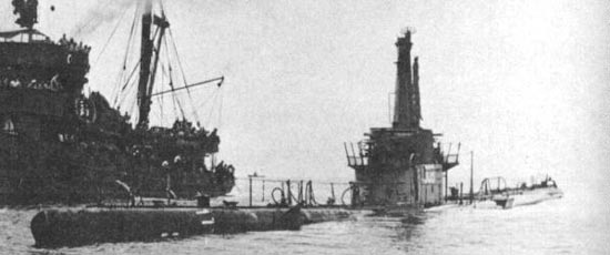 ss_uss_apogon_308.jpg - USS Apogon during the war