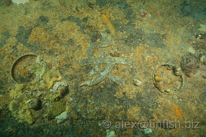 Heian_Maru-231.JPG - Ships name Heian Maru in Japanese and English