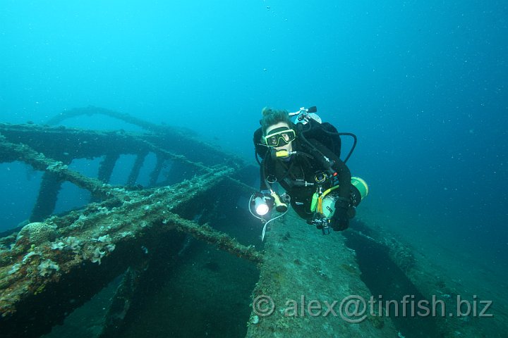 Tokai_Maru-013.JPG - Tokai Maru - Maz Swims across Hull