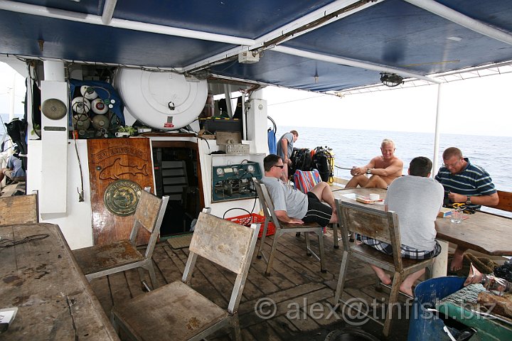 MV_Empress-027.JPG - Relaxing on deck