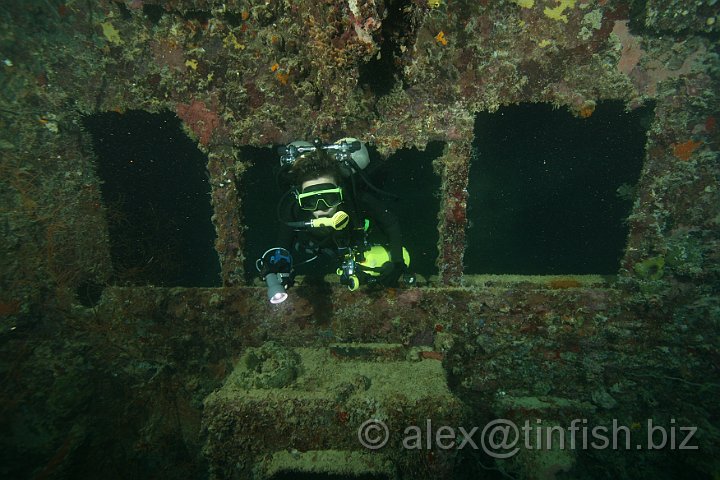 Coastal_Freighter-052.JPG - Raizan Maru - Maz pops out of a hole