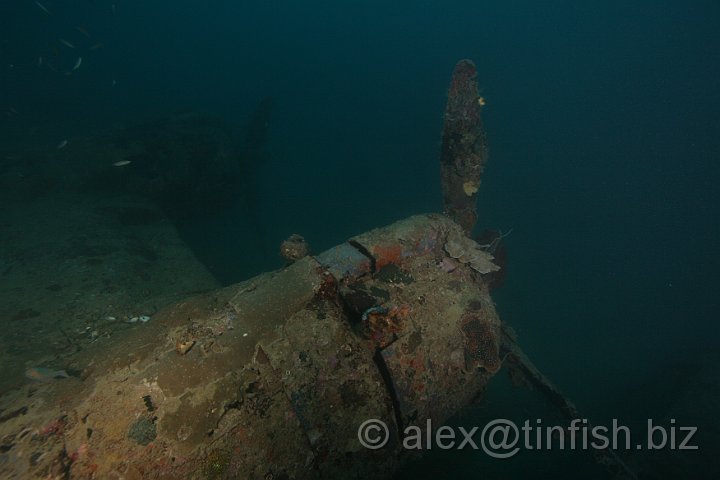 Kawanishi_Sea_Planes-134.JPG - Propeller and engine