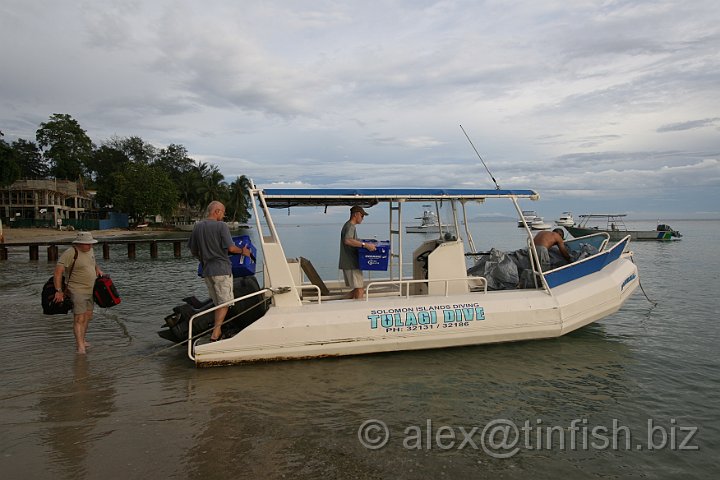 Guadalcanal_Travel-54.JPG - Loading up...