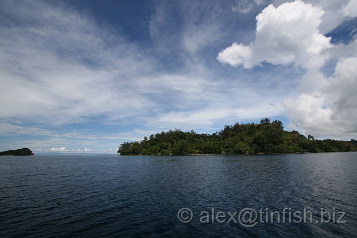 Tulagi-80.JPG - An unusual break from the rain!