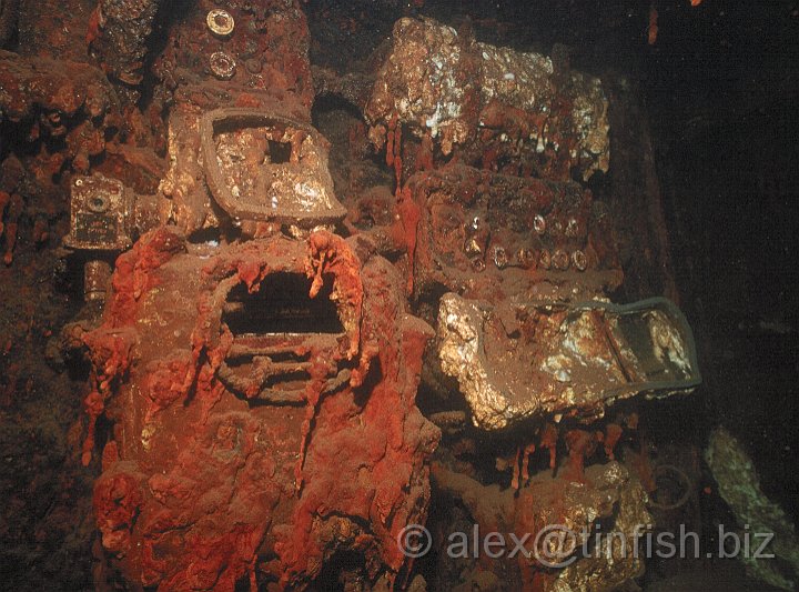 Comms2.jpg - Instruments inside a German destroyer