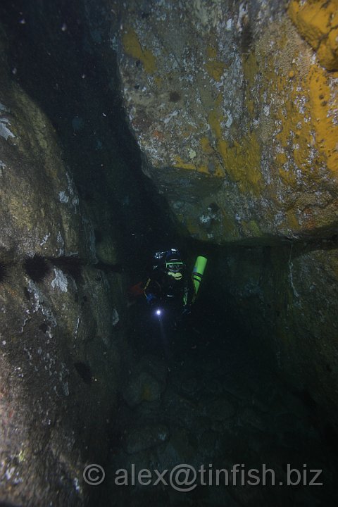 South_West_Rocks_Feb10-603.JPG - Maz swimming through the cave