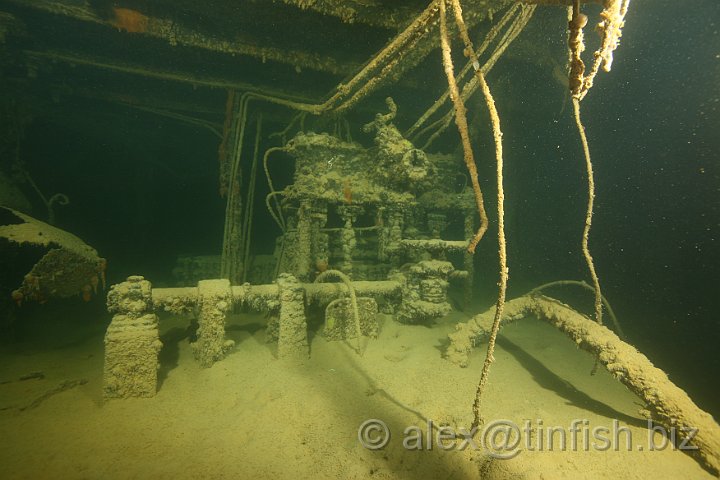 Ryuko_Maru-027.JPG - Ryuko Maru - Steering Gear for rudder