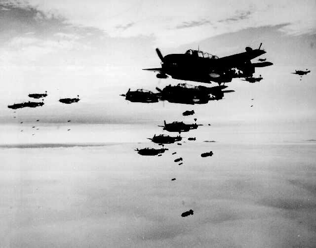 Over_Coron_Raid_24_Sep_44.jpg - Air attacks over Coron