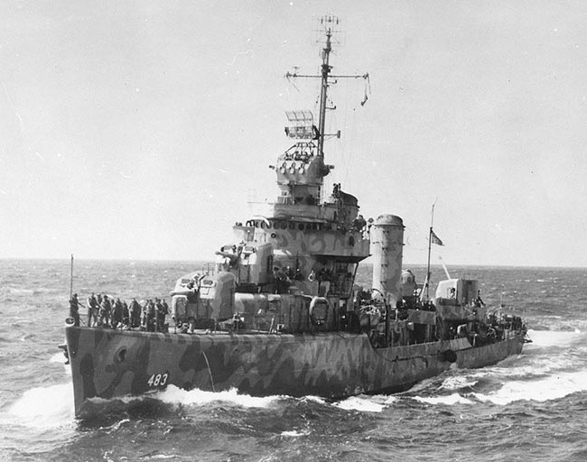 USS_Aaron_Ward_photo-1.jpg - USS Aaron Ward (DD-483) during the War